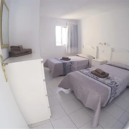 Torres Del Sol Apartment *