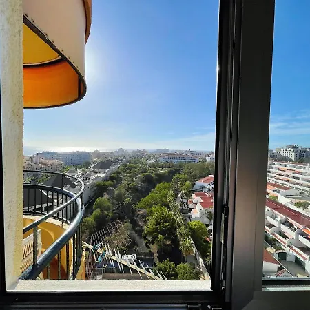 Torres Del Sol Apartment